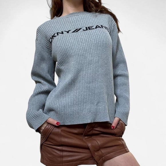 DKNY 90s grey ribbed sweater with black logo - Picture 1 of 8